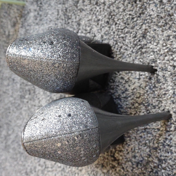 Glitzy Glam platform heels - Picture 4 of 7